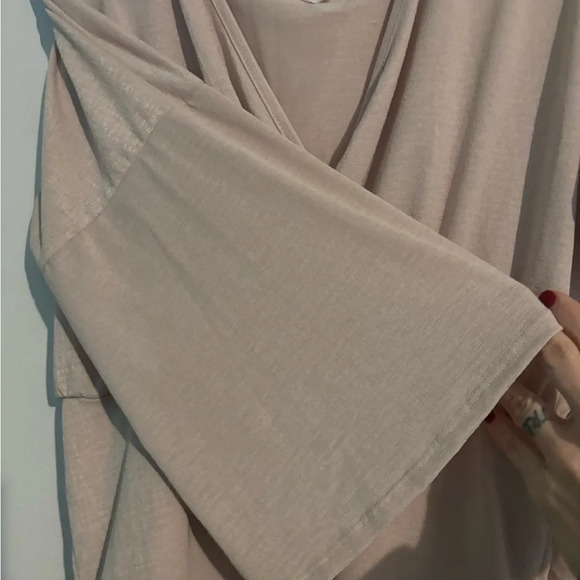 Shopin LA dusty rose top. Made in USA 🇺🇸! Size Medium Faux Wrap - Picture 2 of 5